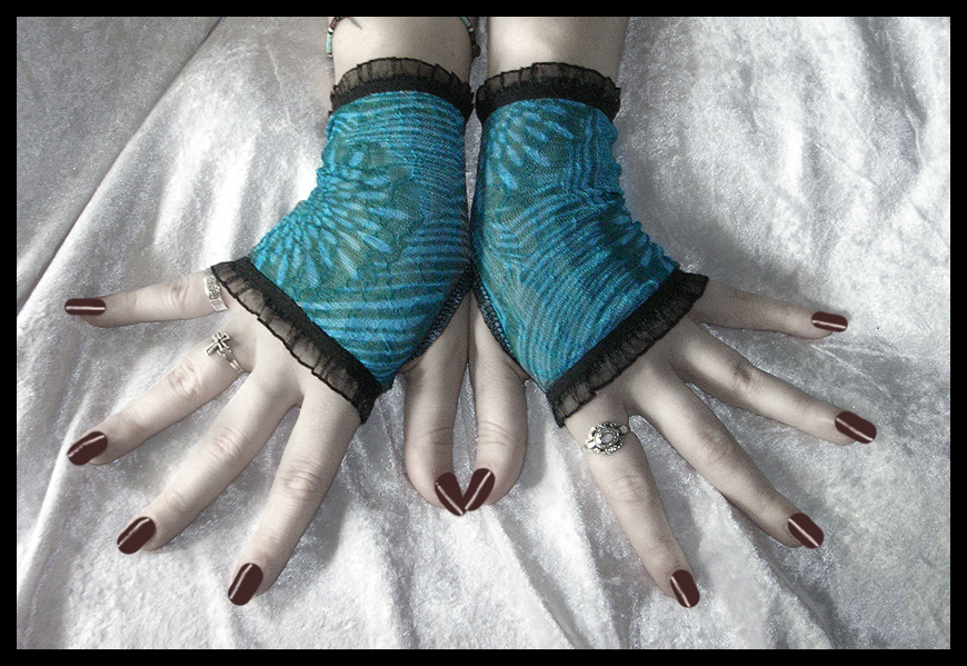 Blue Lace Fingerless Gloves