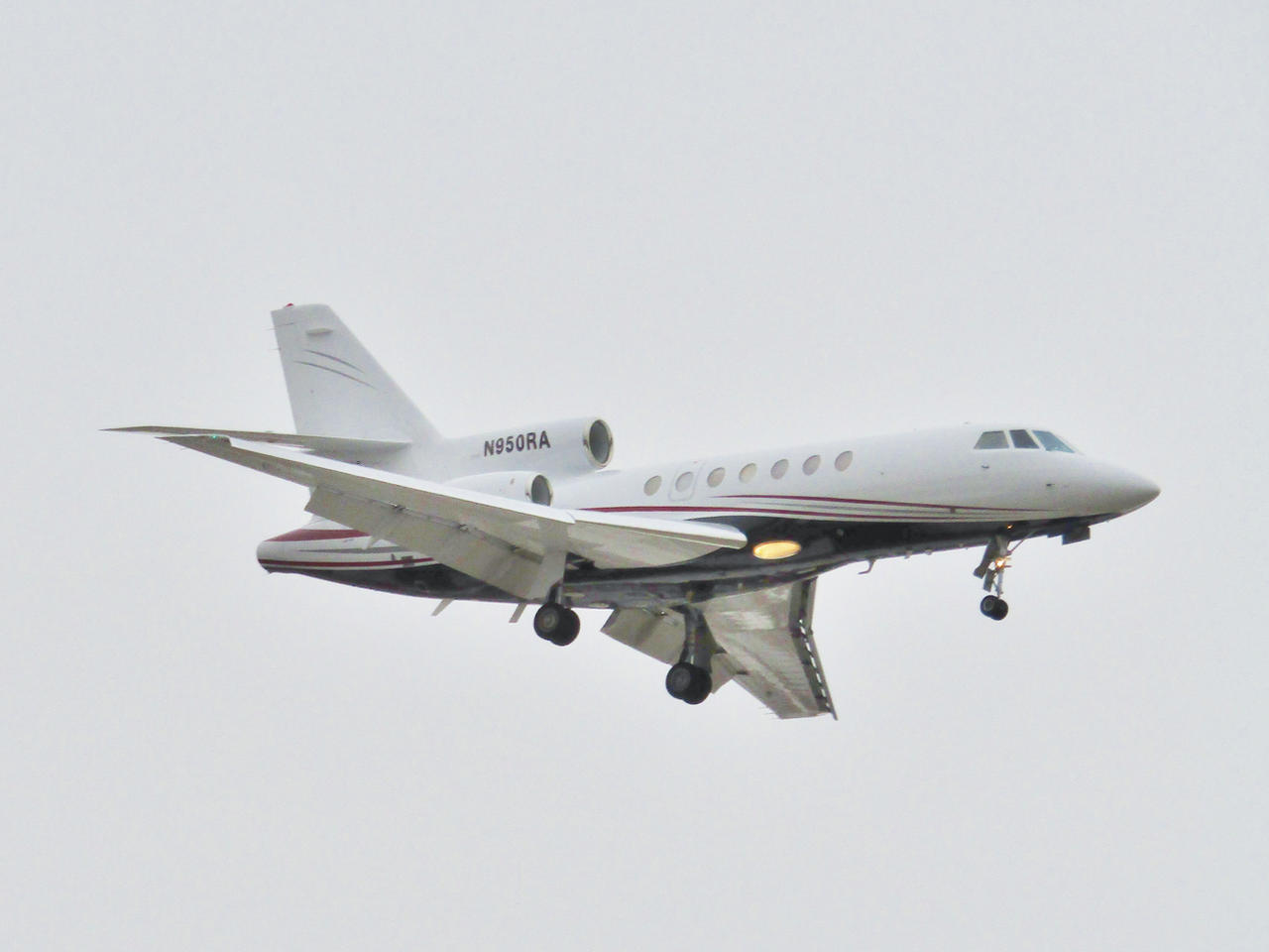 Dassault Falcon-50 Tri-Jet
