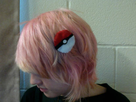 Pokeball Hair Clip