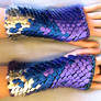 Flame Patterned Knitted Scale Gloves