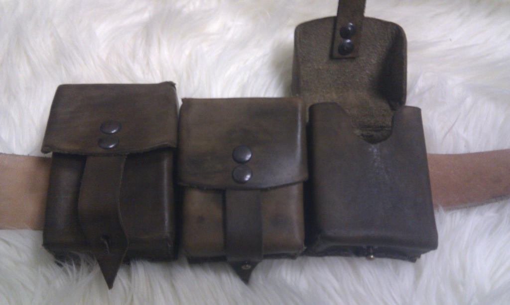 Leather pouch