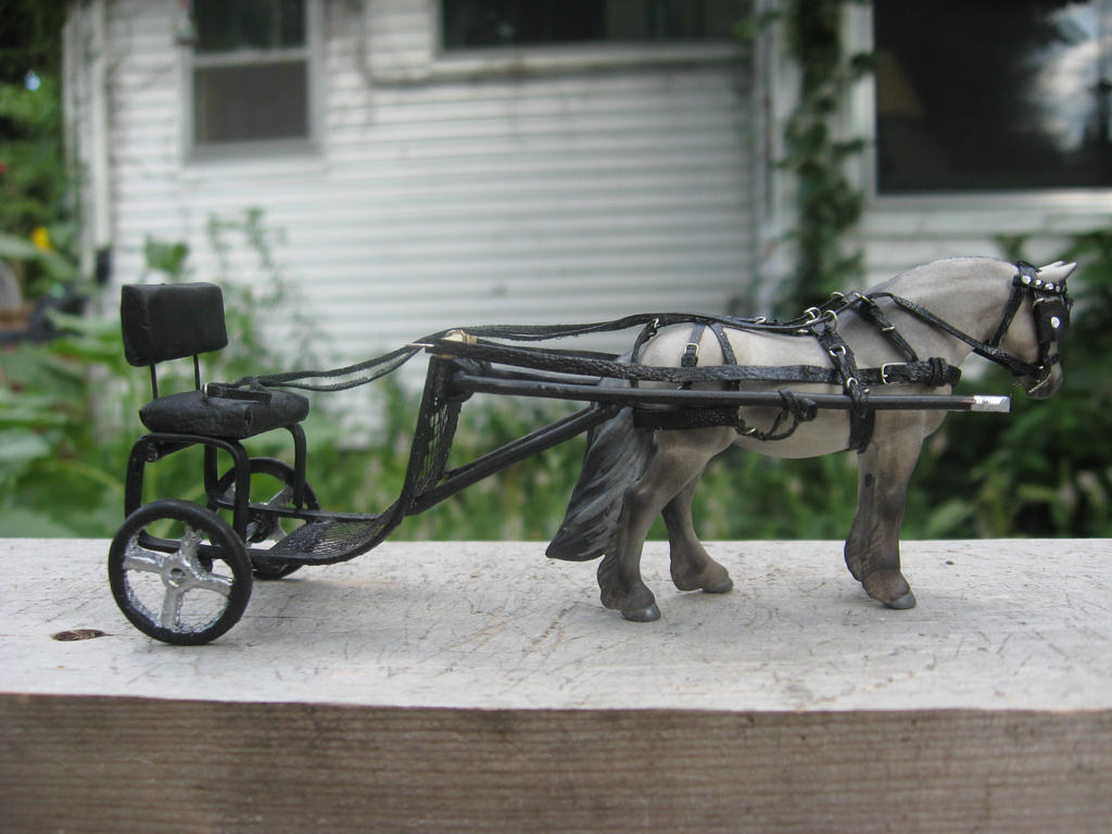 Stablemate Scale Pony Harness and Cart