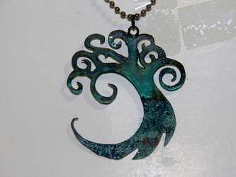 Simic Pendant