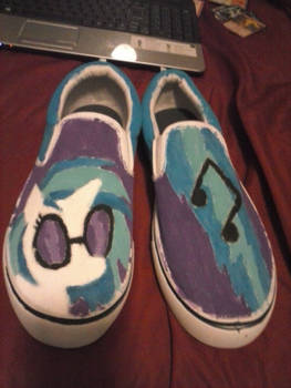 DJ-PON3 (Vinyl Scratch) Shoes