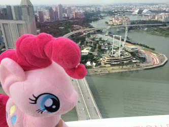 Pinkie Pie with the Singapore Flyer