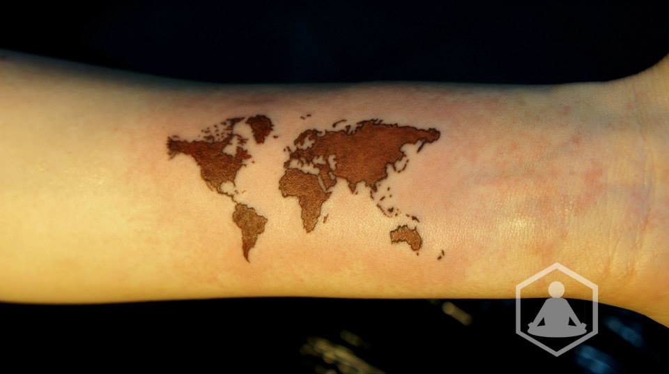 She's got the whole world on her hand