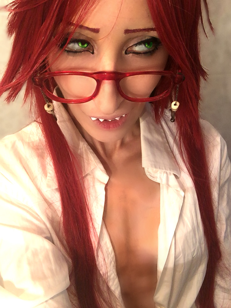 Grell's selfie