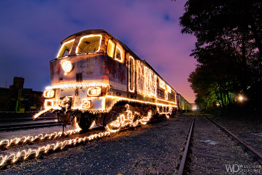 The Burning train by WojciechDziadosz