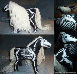 Skeleton Horse