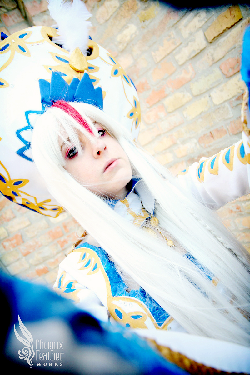 Astharoshe Asran-Trinity Blood