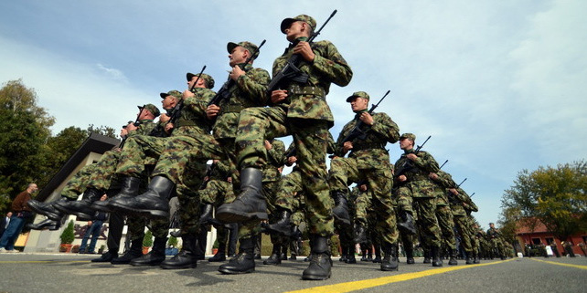 Thousands of feet march to the beat...