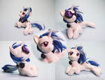 Lounging Vinyl Scratch by dustysculptures