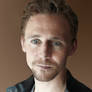 Tom Hiddleston