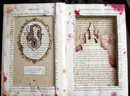 'Dracula' Hollow Book