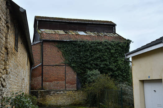 Building abandoned