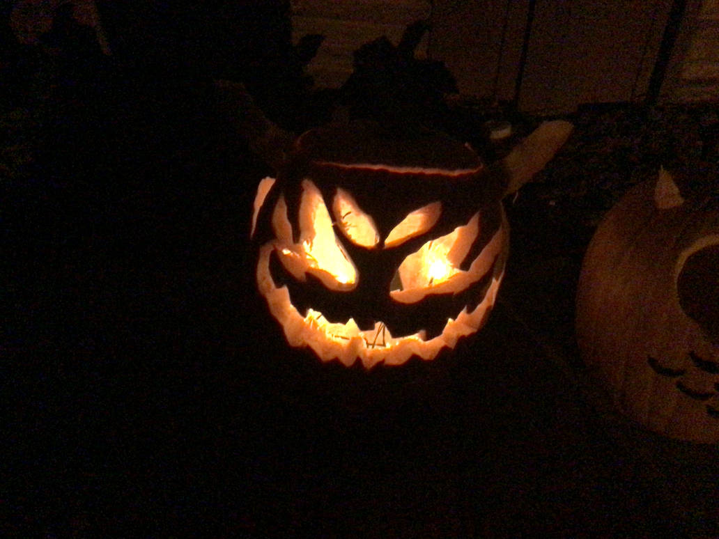 My sisters demon pumpkin by TheIzzIzzy on DeviantArt