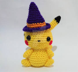 Halloween Pikachu Amigurumi