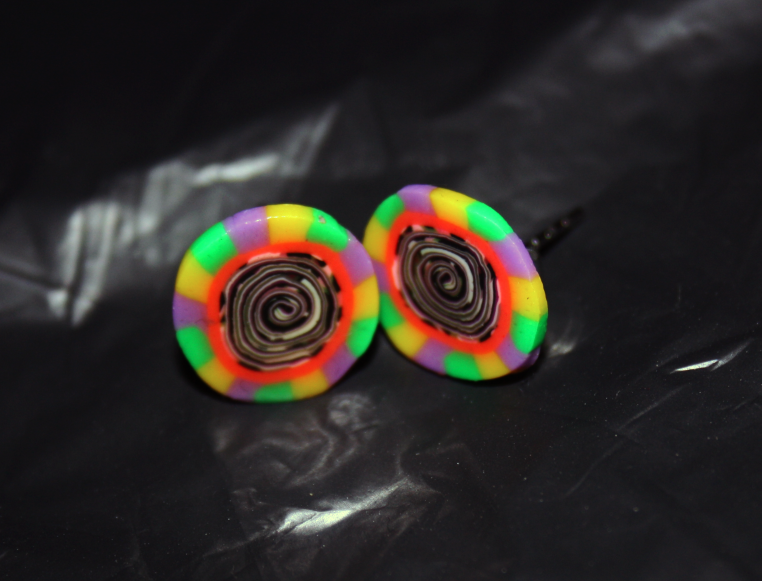 Pair of swirl earrings