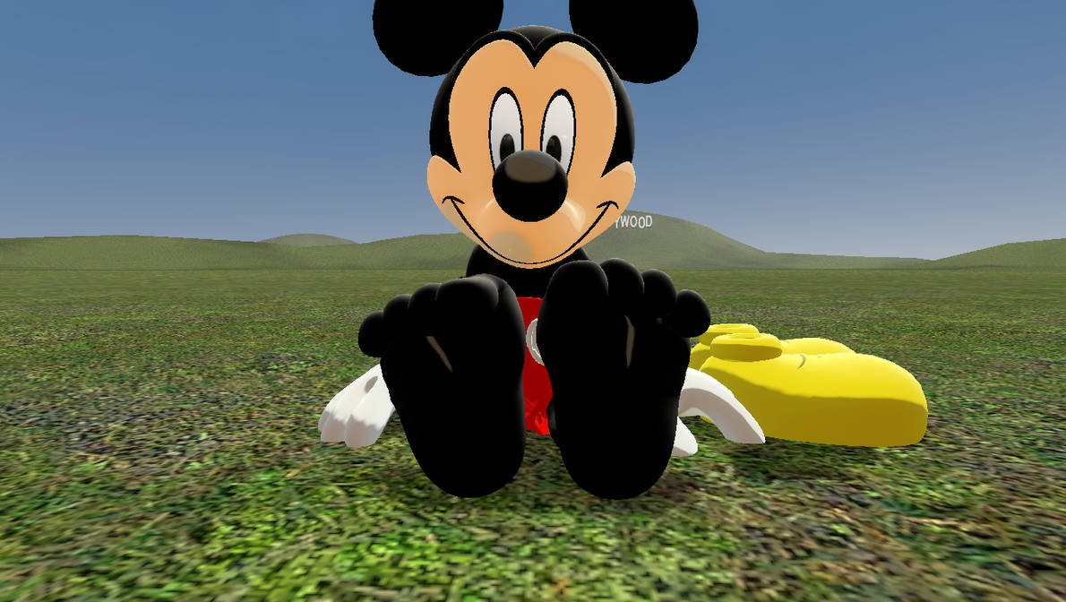 Mouse Foot Icon Mickey Mouse showing her feet(7) by militaryrabbit on DeviantArt