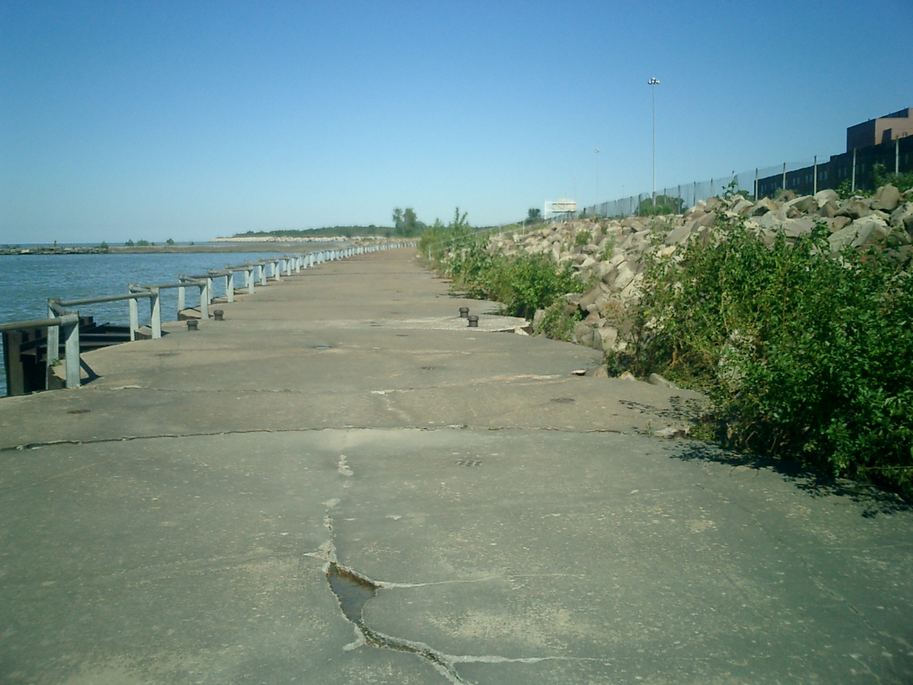 Lakeshore Pathway