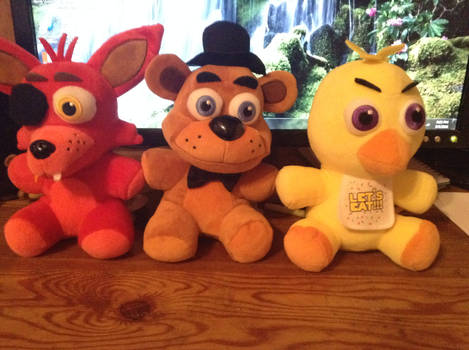 Fnaf plushies!