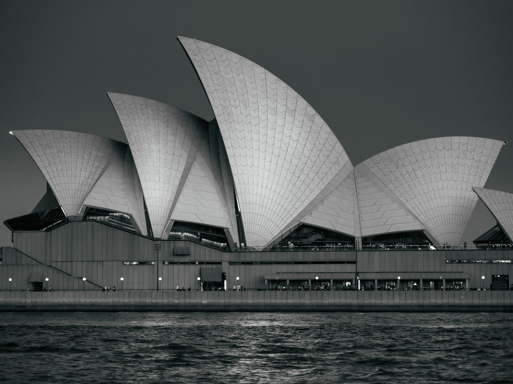 Sydney Opera House - BW