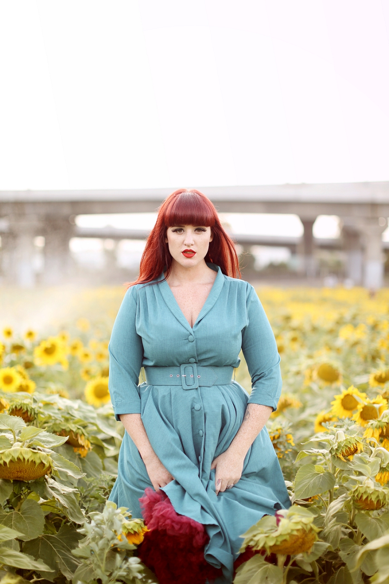 Teer in the sunflowers