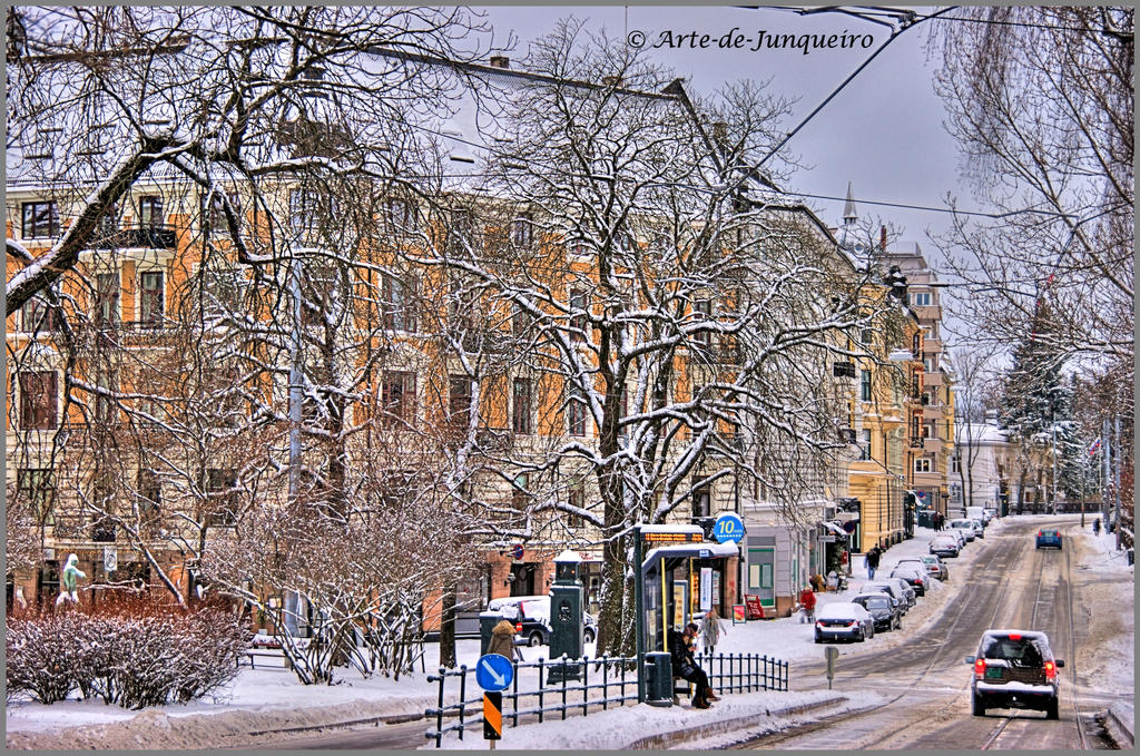 Waiting for the tram - in the cold by Arte-de-Junqueiro