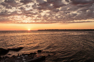 Sunset II by basseca