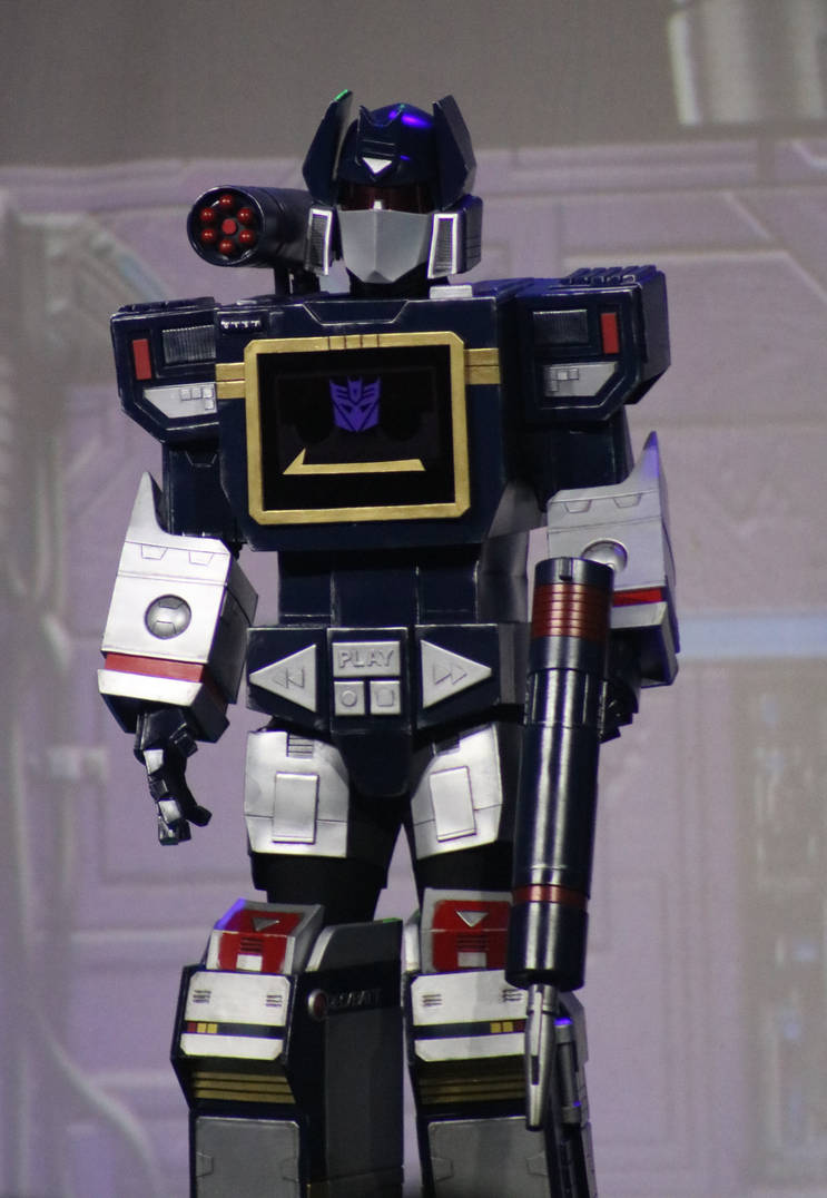 Soundwave SDCC 2018 by Avian-Graphics on DeviantArt