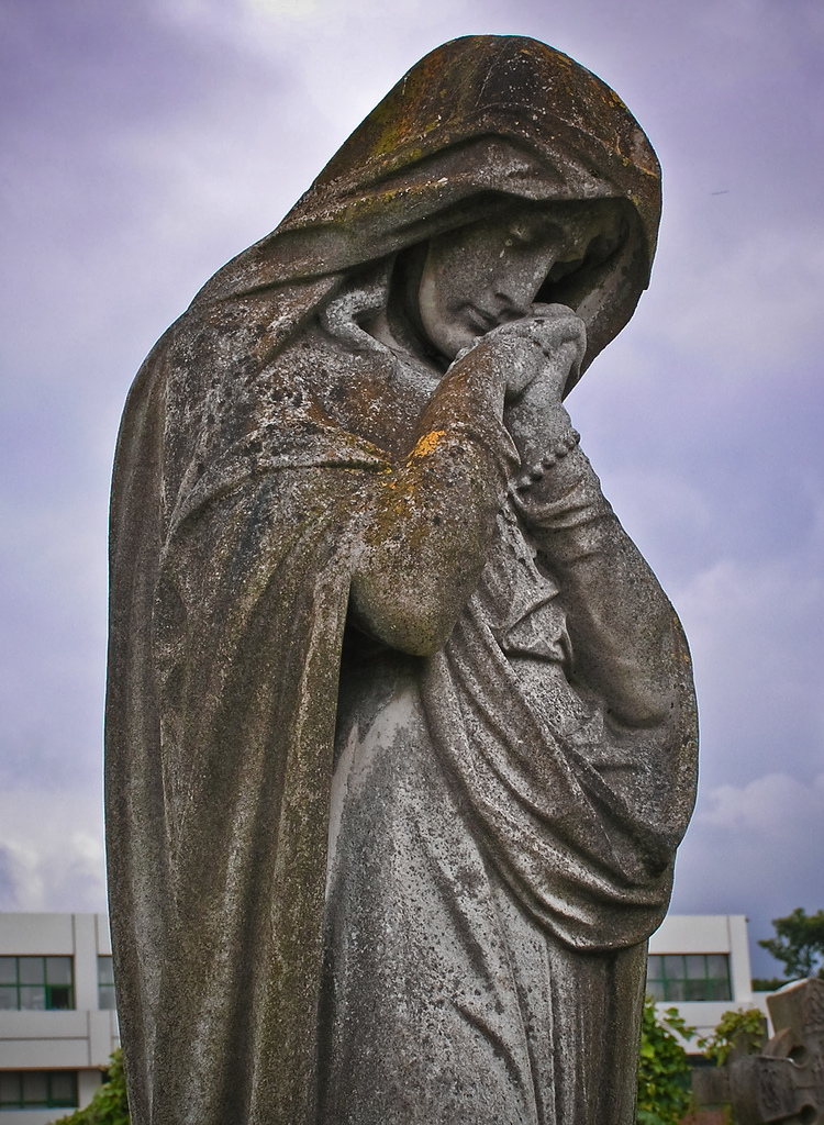 Stone angel