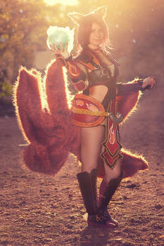 Foxfire Ahri - Should I make your pulse rise?