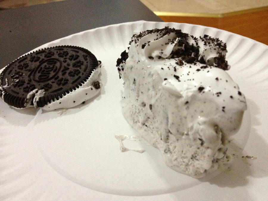 Oreo ice cream cake