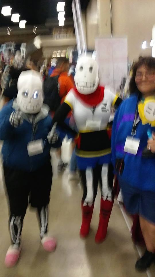 Sans Papyrus And Underfell Frisk Cosplay By Sosodei101 On Deviantart Sans Papyrus And Underfell Frisk Cosplay By Sosodei101 On Deviantart
