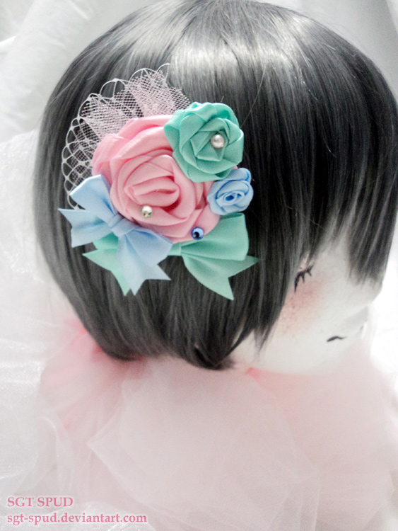 Sweet Garden clip-brooch