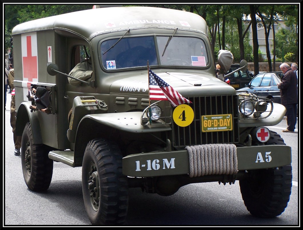 US ambulance in Paris