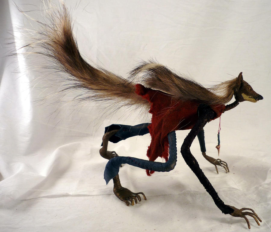 Hunter - Coyote - crouched