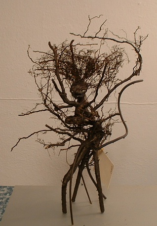 Root Thing - Tree Thing by bleaknimue