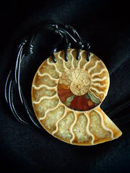 Ammonite pendant 2