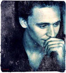 Tom Hiddleston