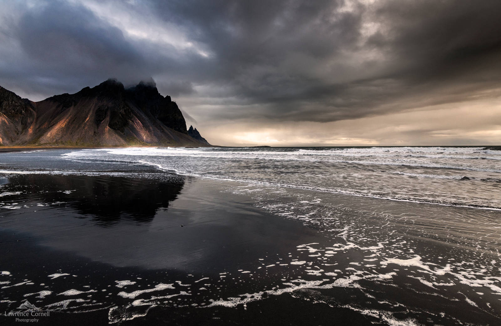 The last precious moments. by LordLJCornellPhotos