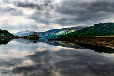 The castle on the loch.