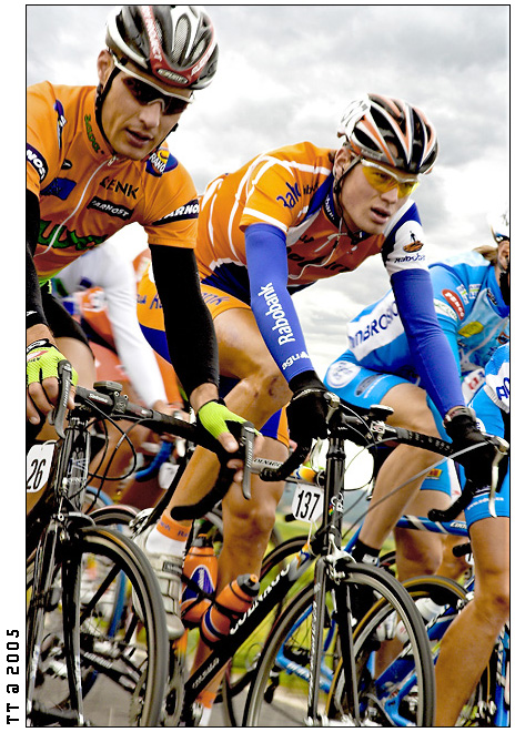 Cycling crowd