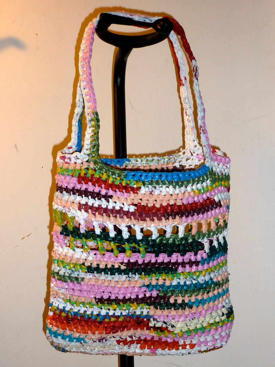 Multi color plarn bag