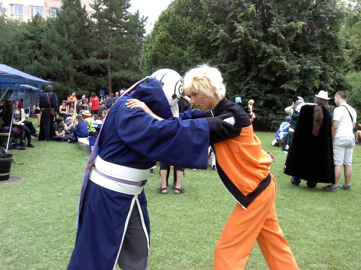 Tobi Naruto cosplay - Finally caught