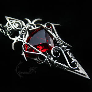 QTULMARX - silver , red quartz and garnet