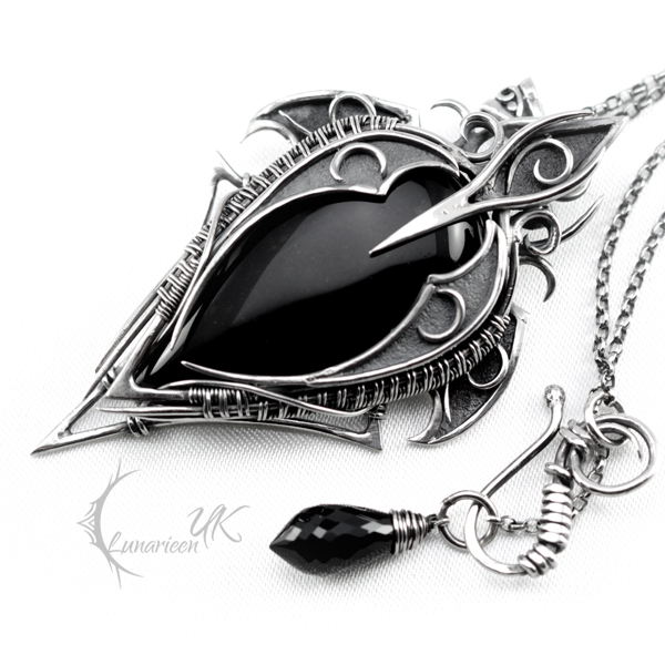 YZANDRIELL - silver and black onyx