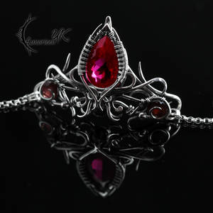 MYHNDRIALL - silver and red topaz