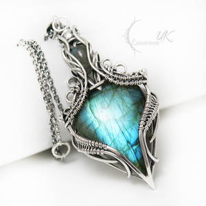 ASSANHTIEEL - silver and labradorite