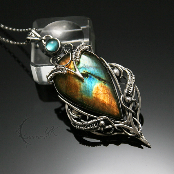 UNTIAMENTH  - silver, labradorite,topaz, citrine